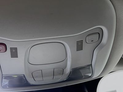 2023 Jeep Renegade - Photo 19