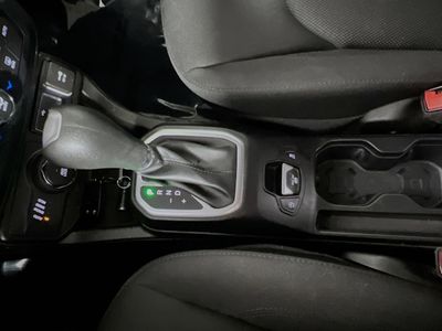 2023 Jeep Renegade - Photo 22