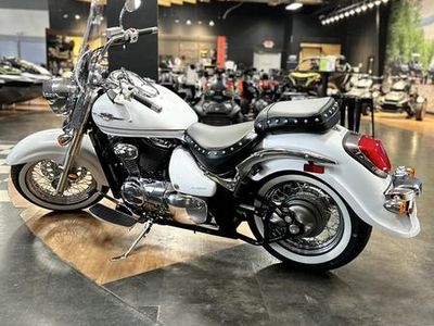 2025 Suzuki Boulevard C50T Special — photo 7 view