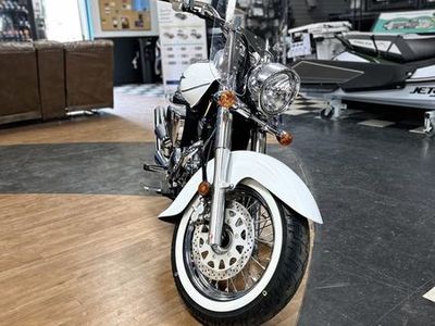 2025 Suzuki Boulevard C50T Special — photo 9 view