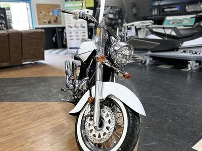 2025 Suzuki Boulevard C50T Special — photo 8 view