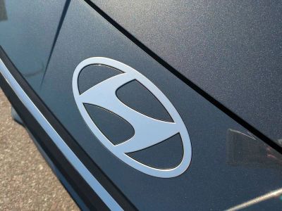 2026 Hyundai ELANTRA HYBRID — photo 13 view