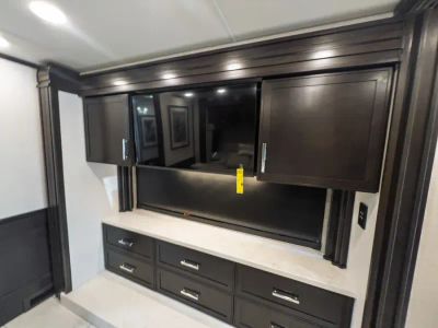 2026 Entegra CENTURION — photo 15 view