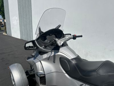 2010 Can-Am Spyder RT Audio & Convenience SM5 - Photo 7