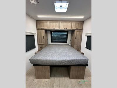 2026 Coachmen RV Freedom Express - Photo 12