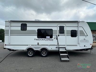 2026 Coachmen RV Freedom Express - Photo 2