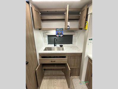 2026 Coachmen RV Freedom Express - Photo 29
