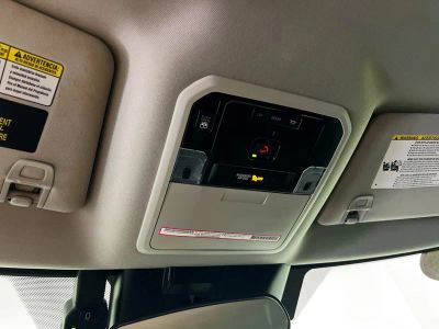2024 Toyota Tundra — photo 18 view