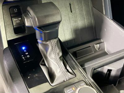 2024 Toyota Tundra — photo 21 view
