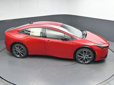 2026 Toyota Prius XLE Hatchback - Photo 29