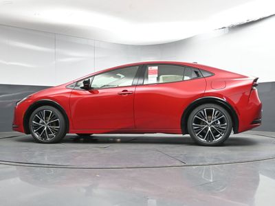 2026 Toyota Prius XLE Hatchback - Photo 25