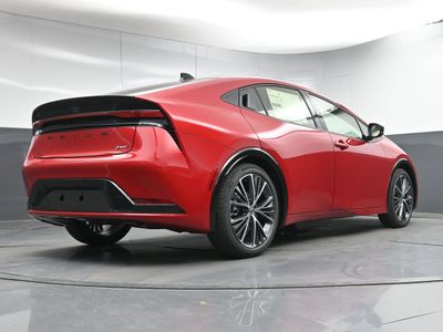 2026 Toyota Prius XLE Hatchback - Photo 22