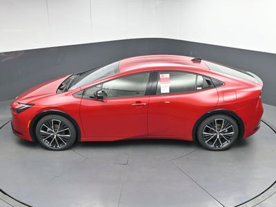 2026 Toyota Prius XLE Hatchback - Photo 33