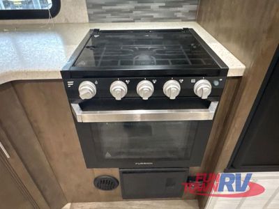 2020 Keystone RV Cougar Half-Ton - Photo 9