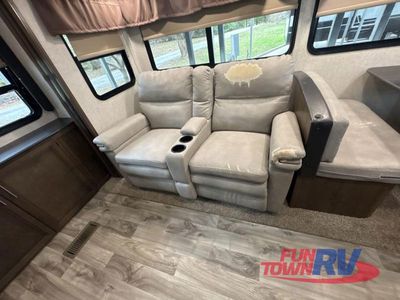 2020 Keystone RV Cougar Half-Ton - Photo 13