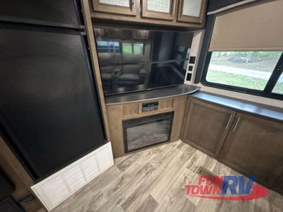 2020 Keystone RV Cougar Half-Ton - Photo 14