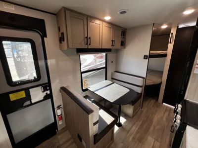 2026 Jayco PROWLER - Photo 9