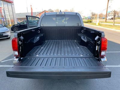 2020 Toyota Tacoma - Photo 29