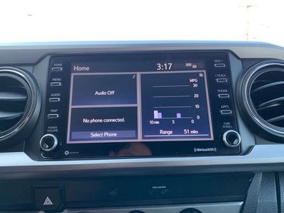 2020 Toyota Tacoma - Photo 22