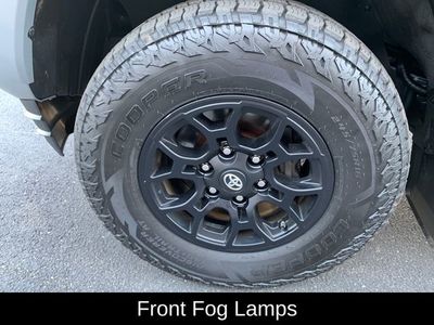 2020 Toyota Tacoma - Photo 11