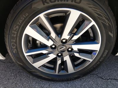 2024 Nissan Versa - Photo 10
