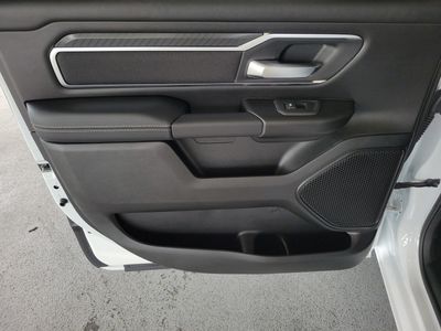 2026 Ram 1500 — photo 14 view