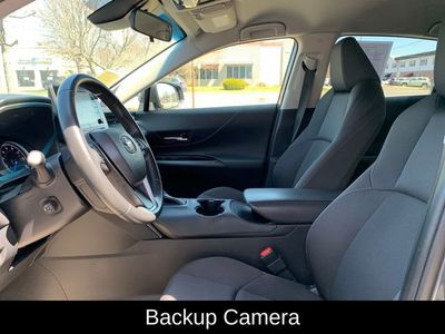 2021 Toyota Venza LE - Photo 16