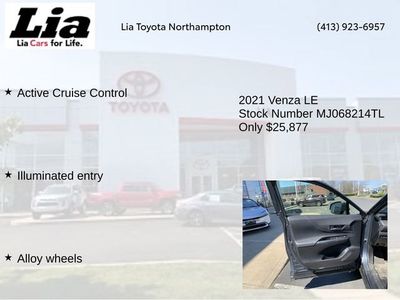 2021 Toyota Venza LE - Photo 22