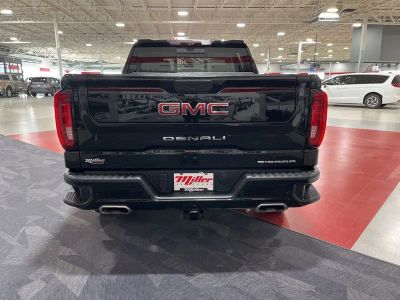 2020 GMC Sierra 1500 — interior view