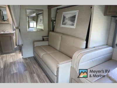 2022 Thor Motor Coach Four Winds - Photo 18