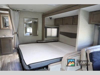 2022 Thor Motor Coach Four Winds - Photo 19