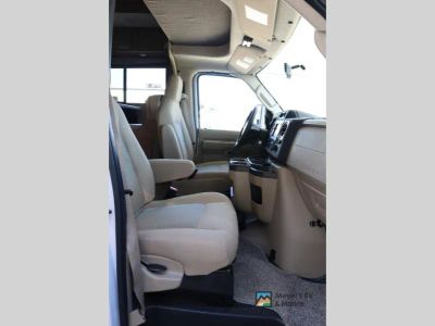 2022 Thor Motor Coach Four Winds - Photo 10