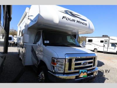 2022 Thor Motor Coach Four Winds - Photo 9