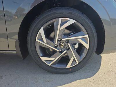 2026 Hyundai Elantra Hybrid — photo 16 view