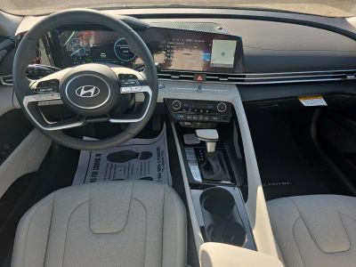 2026 Hyundai Elantra Hybrid — photo 12 view