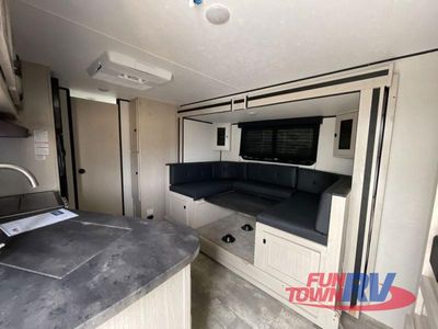 2023 Coachmen RV Apex Ultra-Lite - Photo 8