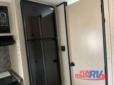 2023 Coachmen RV Apex Ultra-Lite - Photo 21