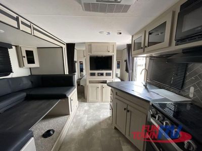 2023 Coachmen RV Apex Ultra-Lite - Photo 3