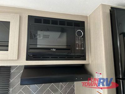 2023 Coachmen RV Apex Ultra-Lite - Photo 24