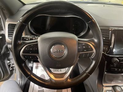 2020 Jeep Grand Cherokee — photo 19 view