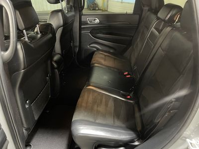 2020 Jeep Grand Cherokee — photo 14 view