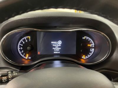 2020 Jeep Grand Cherokee — photo 10 view