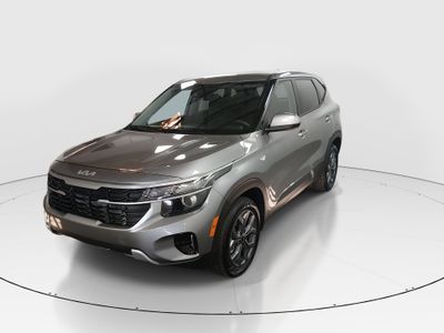 2025 Kia Seltos - Photo 3