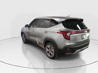 2025 Kia Seltos - Photo 5