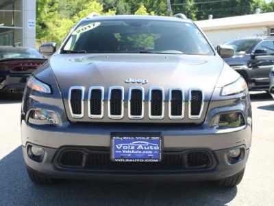 2017 Jeep Cherokee — detail view