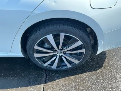 2021 Nissan Altima — photo 15 view