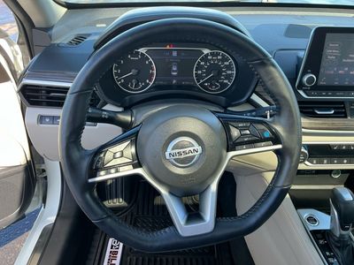 2021 Nissan Altima — photo 21 view