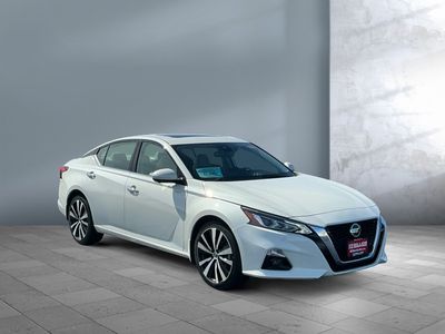 2021 Nissan Altima — photo 8 view