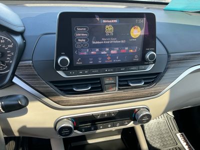 2021 Nissan Altima — photo 22 view