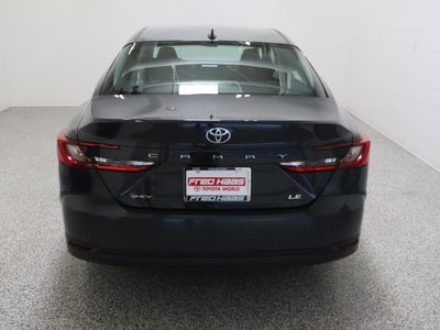 2025 Toyota Camry FWD - Photo 8